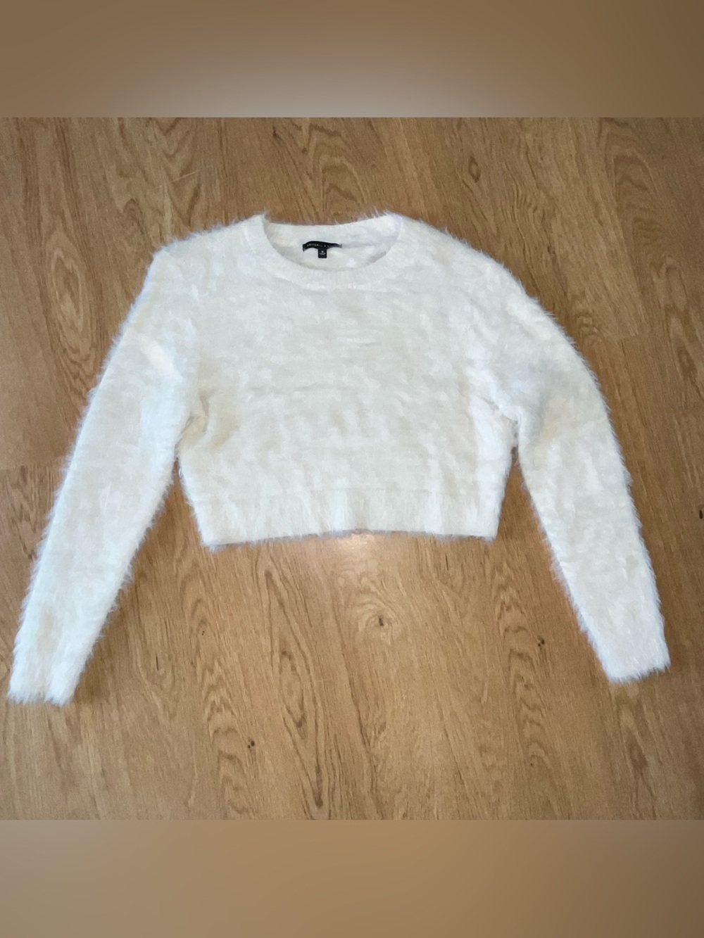 Kendall & Kylie White Fuzzy Cropped Crew Sweater